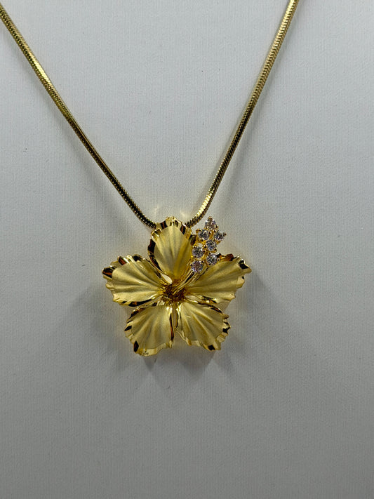 Hawaiian Hibiscus Flower 925 Sterling Silver in Gold Finish
